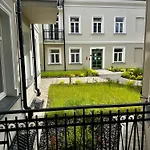 Like-a House Stare Płock