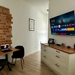 Like-a House Stare