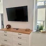 Like-a House Stare דירה *