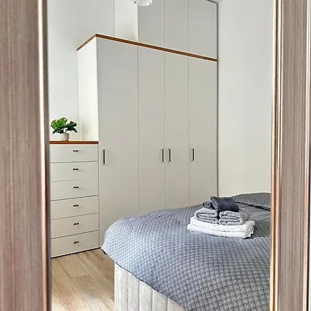 Like-a House Stare Płock