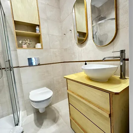 Apartament Like-a House Stare *